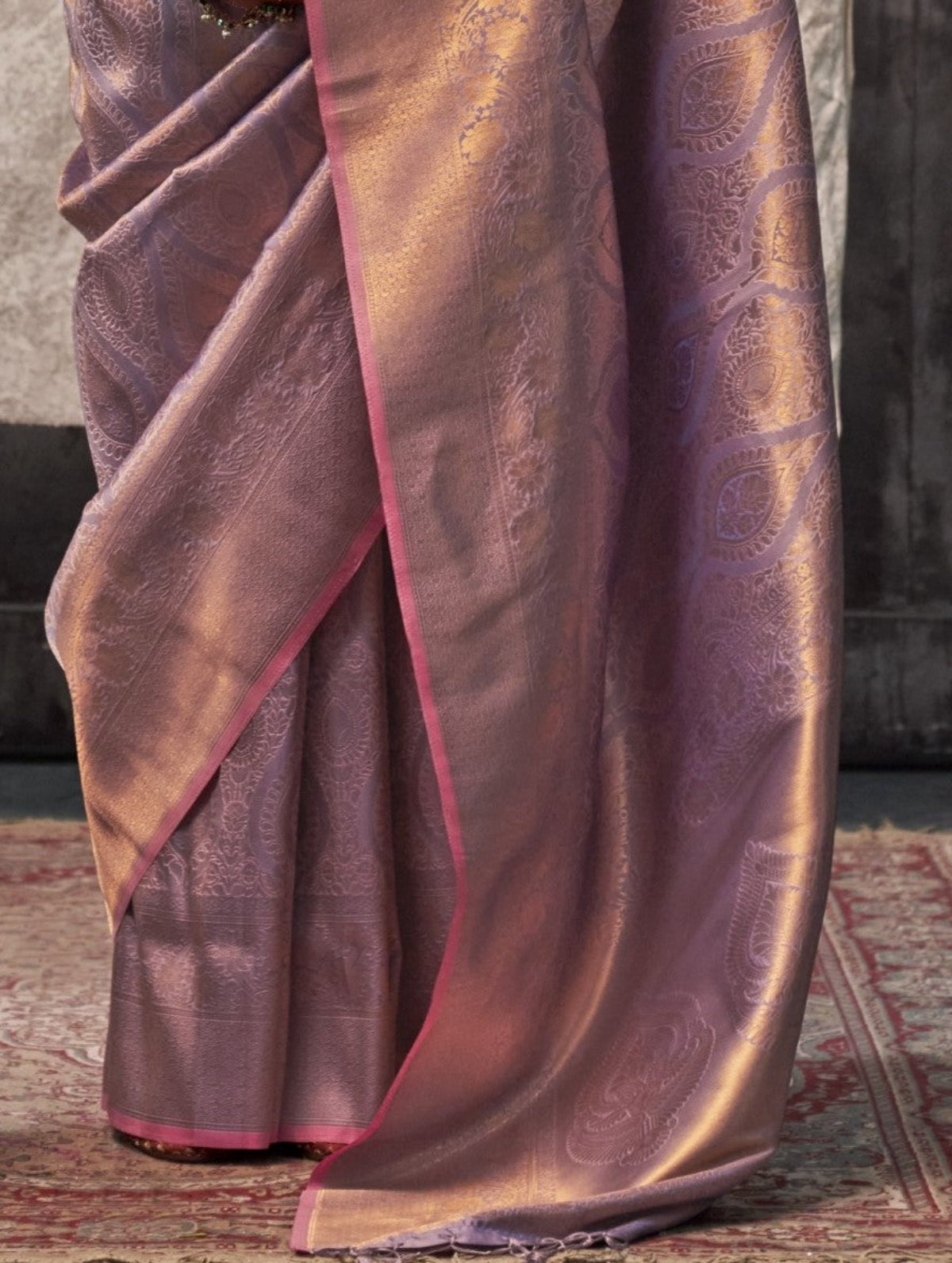 Mauve Handloom Woven Silk Saree Online in India