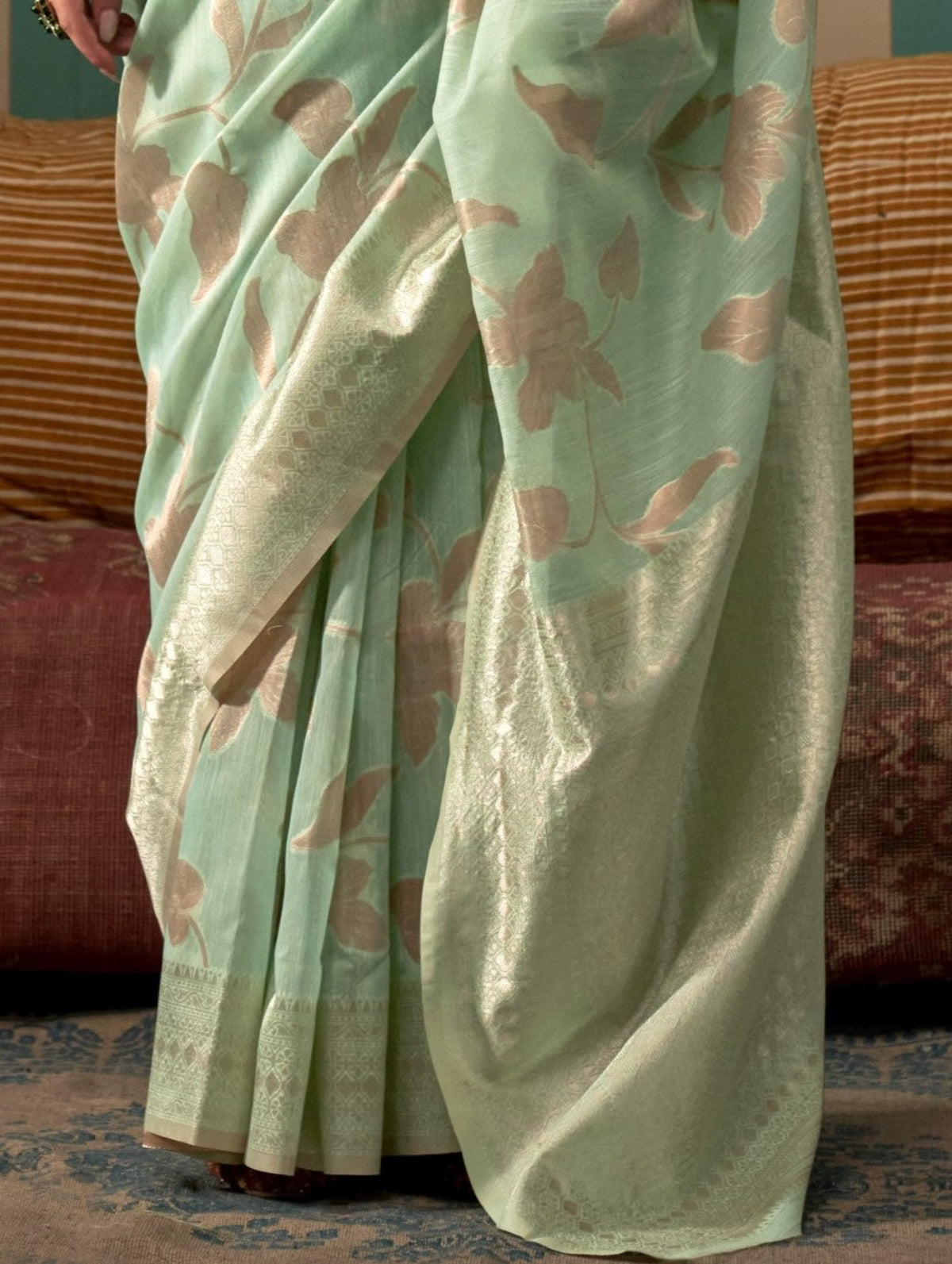 Pear Green Handloom Woven Linen Saree Online in India