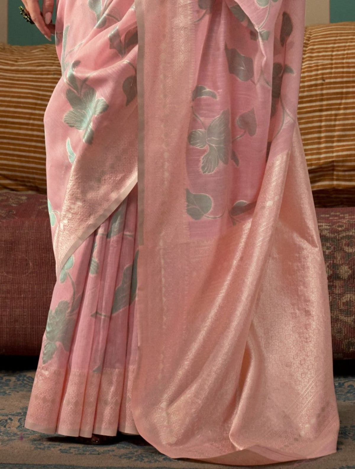 Light Pink Handloom Woven Linen Saree Online in India