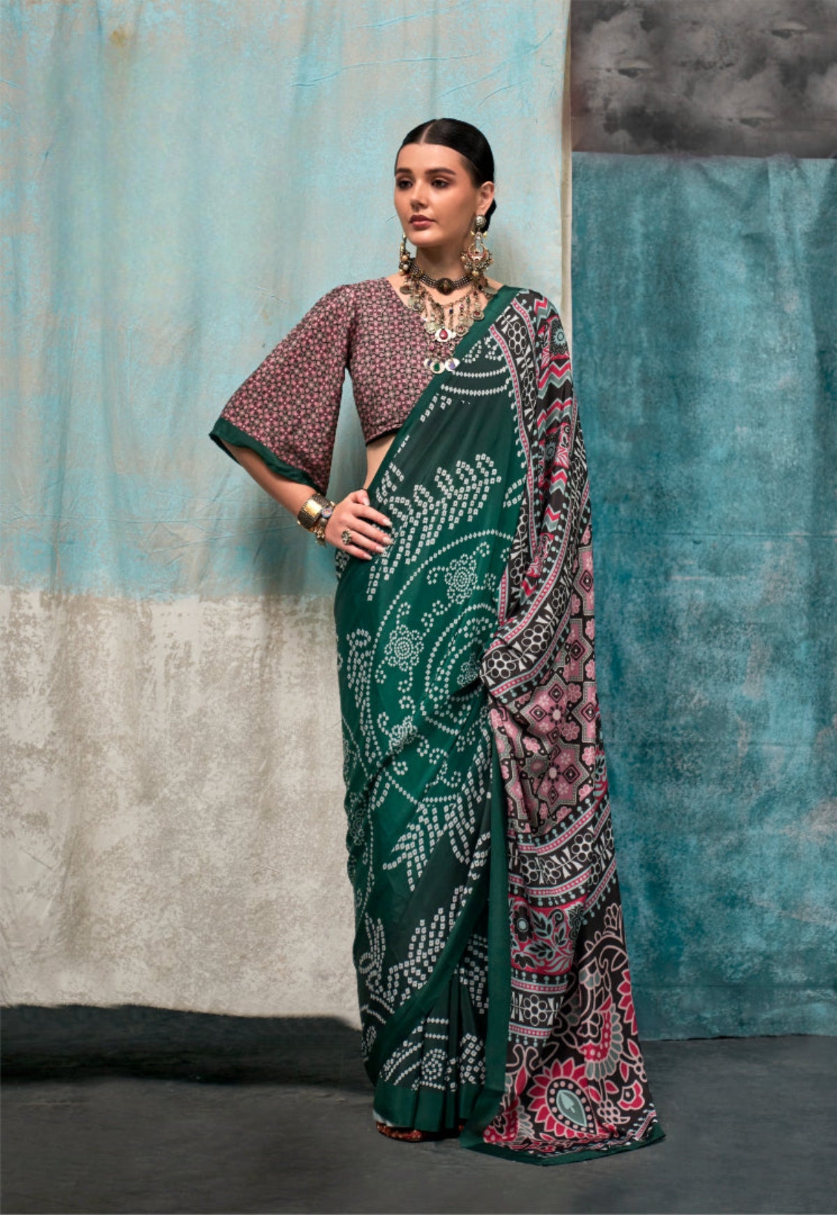 Green Printed Pure Crepe Silk Saree Online in India & USA - STORI