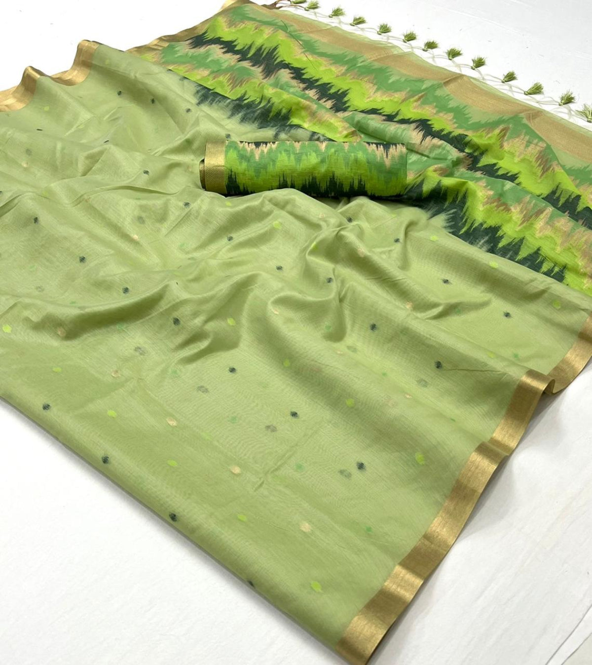 Green Spun Handloom Woven Silk Saree Online in India