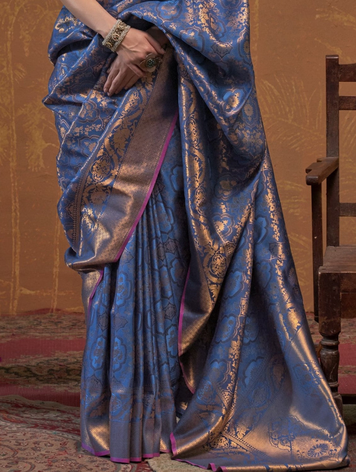 Navy Blue Handloom Woven Silk Saree Shop Kanjivaram Sarees Online in India & USA