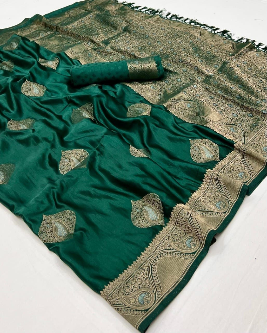 Shop Green Silk Sarees Online STORI
