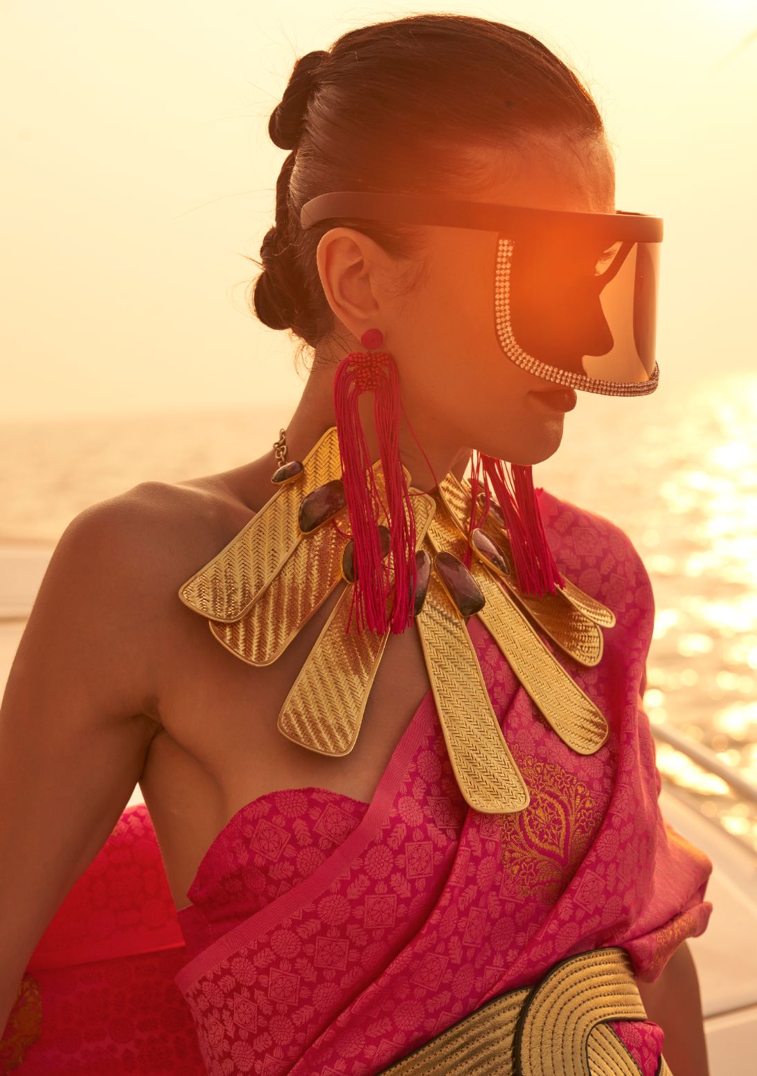 Imperial Red Zari Woven Broad Floral Border Handloom Silk Saree