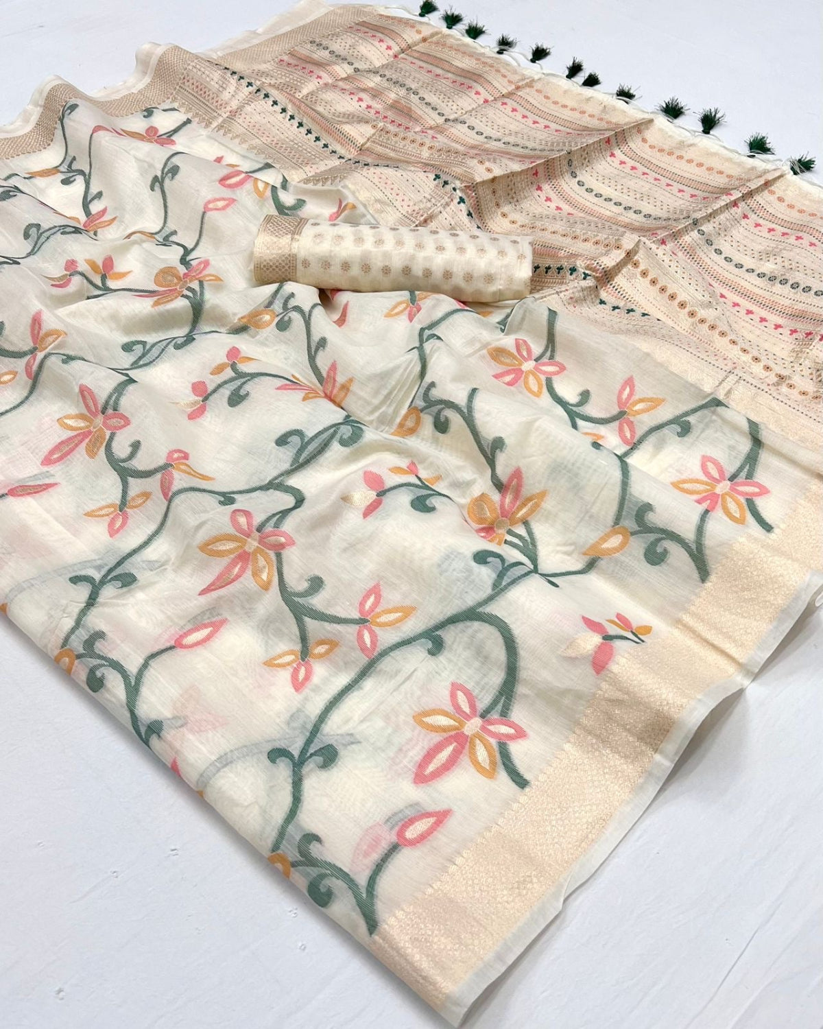 Off - White Jamdani Saree Online in India & USA