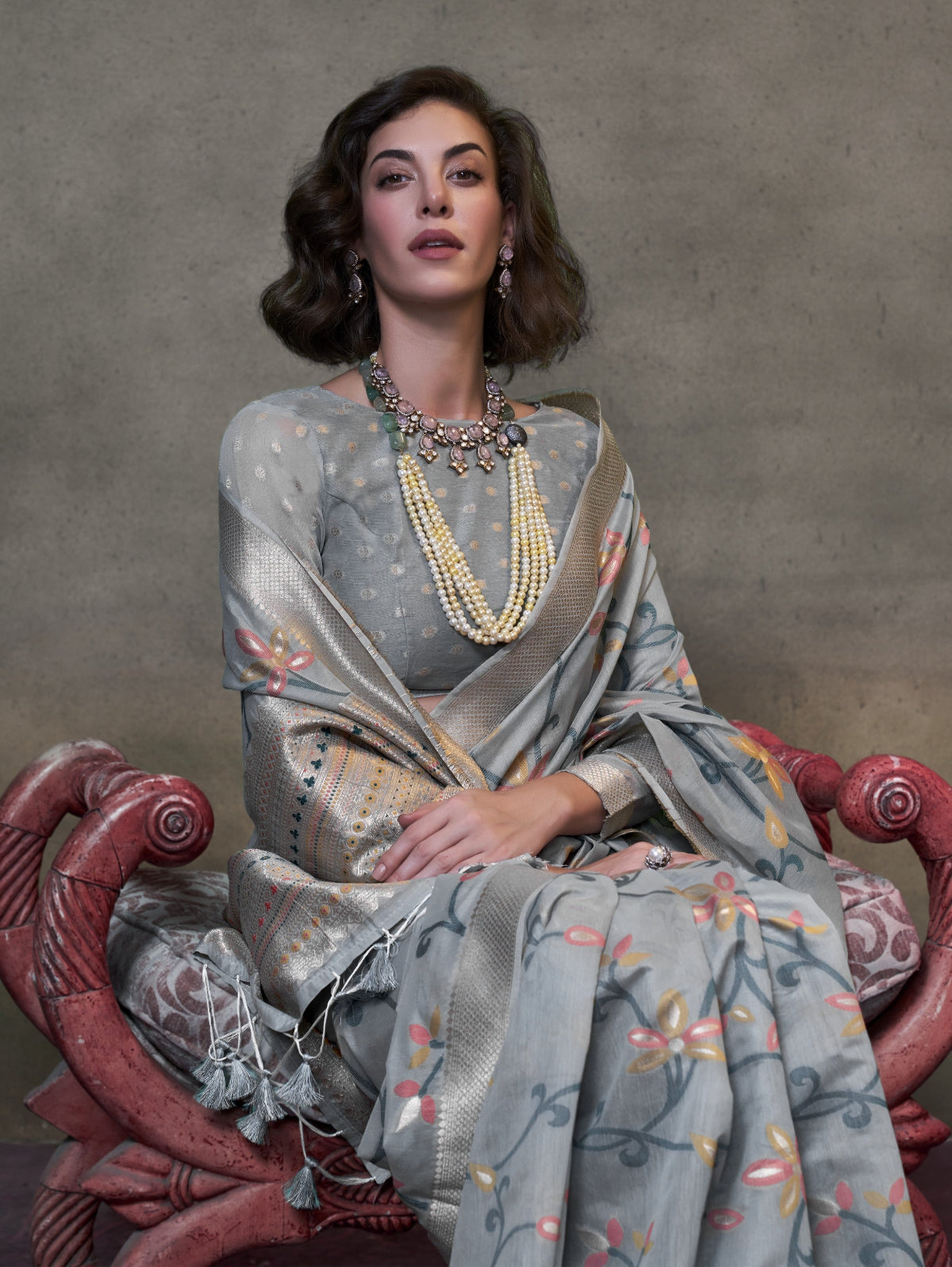 Light Grey Jamdani Saree Online in India & USA