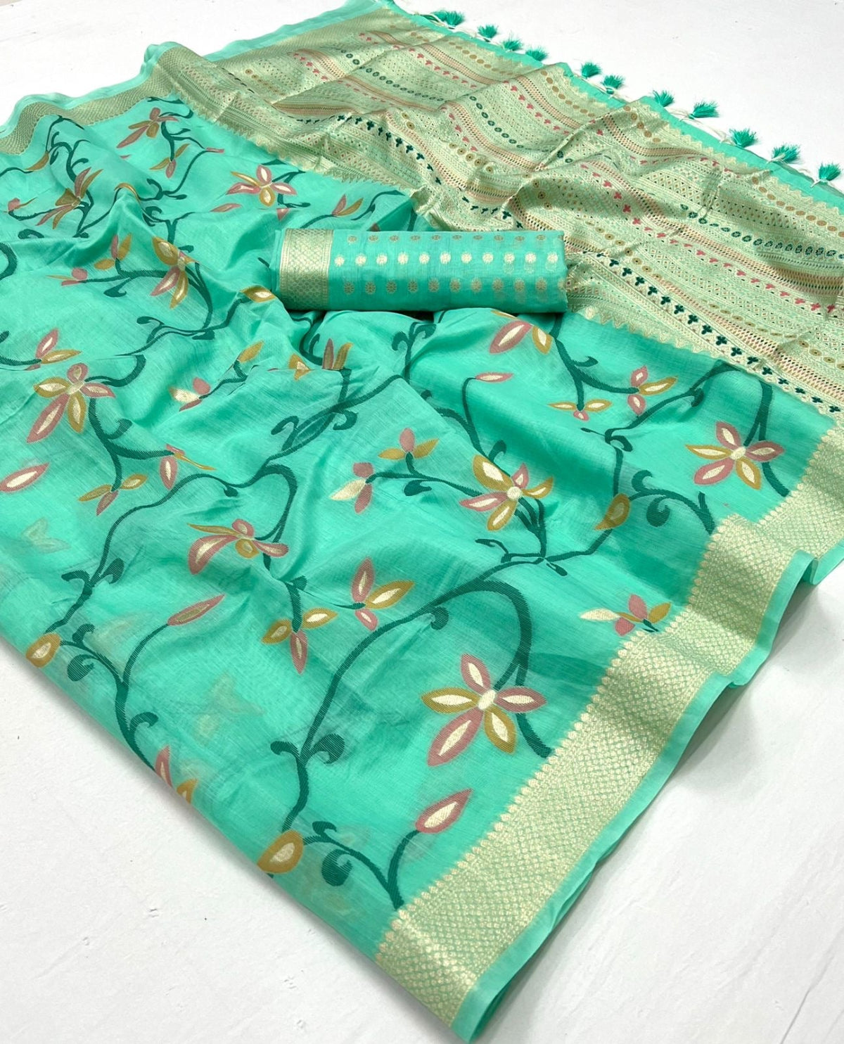 Pear Green Jamdani Saree Online in India & USA
