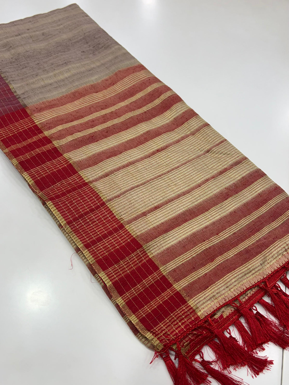 Shop Mauve Beige Handloom Silk Sarees Online in India & USA - STORI