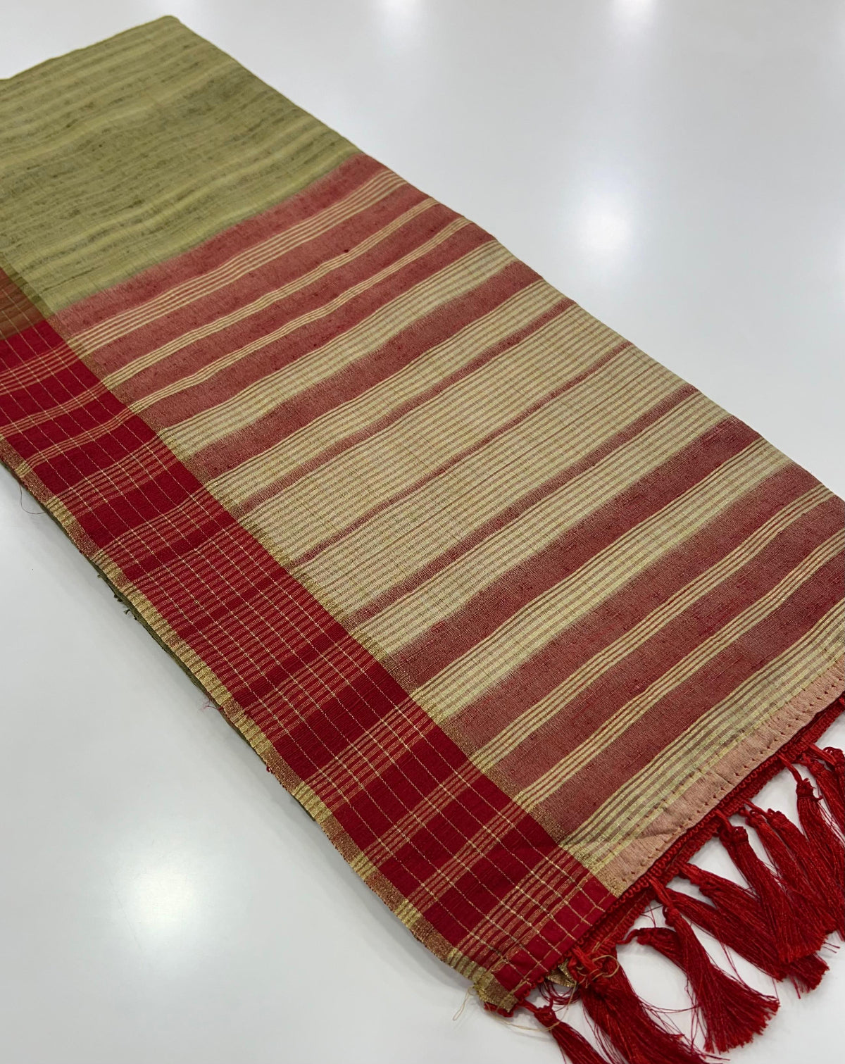 Shop Olive Green Handloom Silk Sarees Online in India & USA - STORI