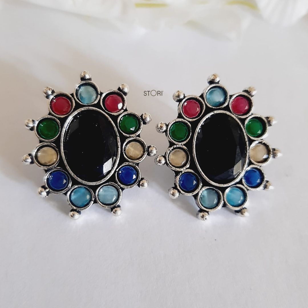 Aadhya Monalisa Stone Oval Earrings