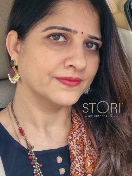 Anjali Bhardwaj in STORI Earrings