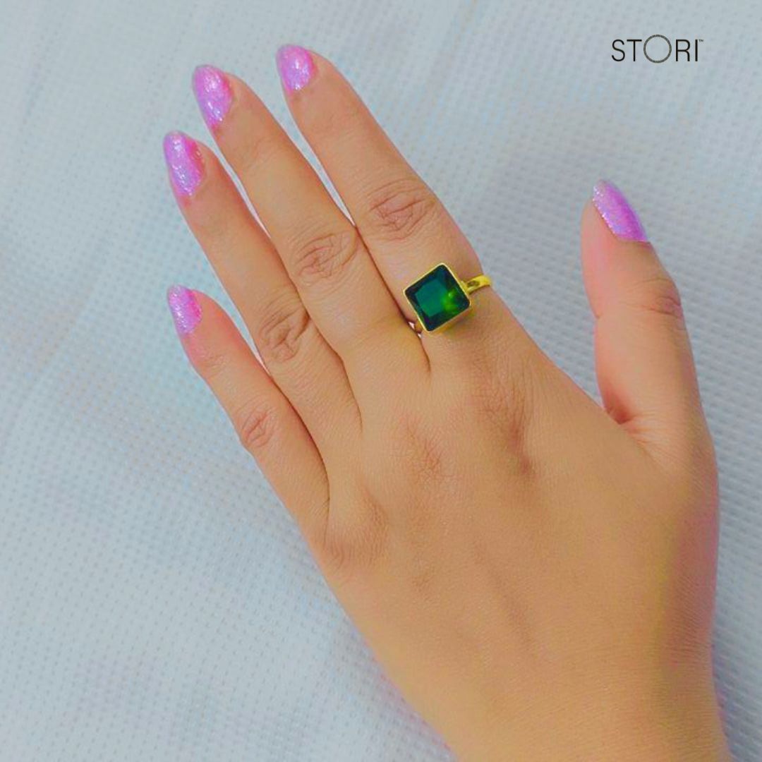 Avani Square Single Stone Glossy Finger Ring
