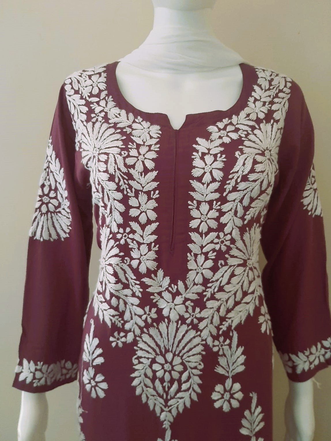Kaaya Mauve Modal Chikankari Kurti