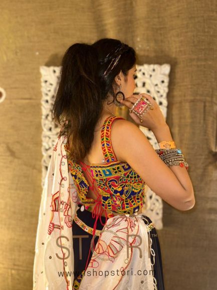 Kutchi Embroidered Sleeveless Blouse