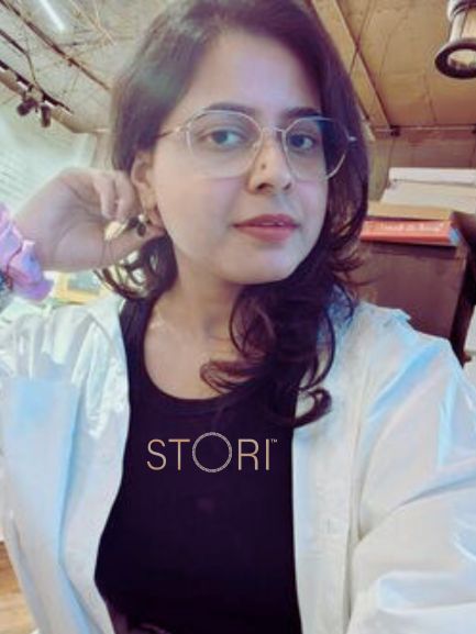 Divya Mishra in STORI Earrings