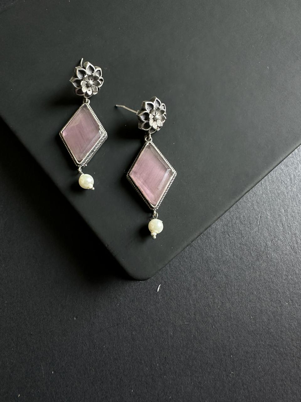 Monalisa Rhombus Earrings