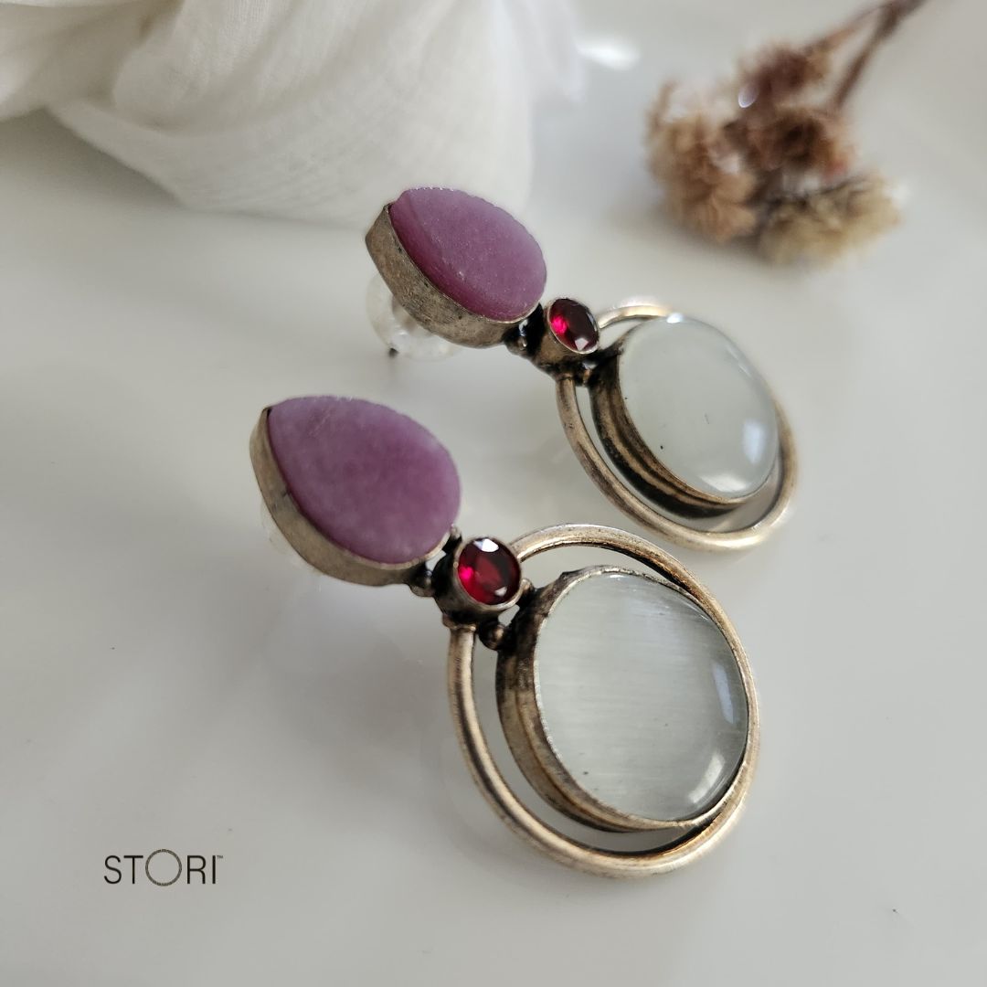 Monalisa Round Stone Earrings