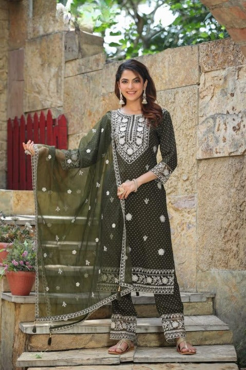 Mehendi Green Nyra Cut Rayon Side Slit Kurti Set With Embroidered Pant and Organza Dupatta