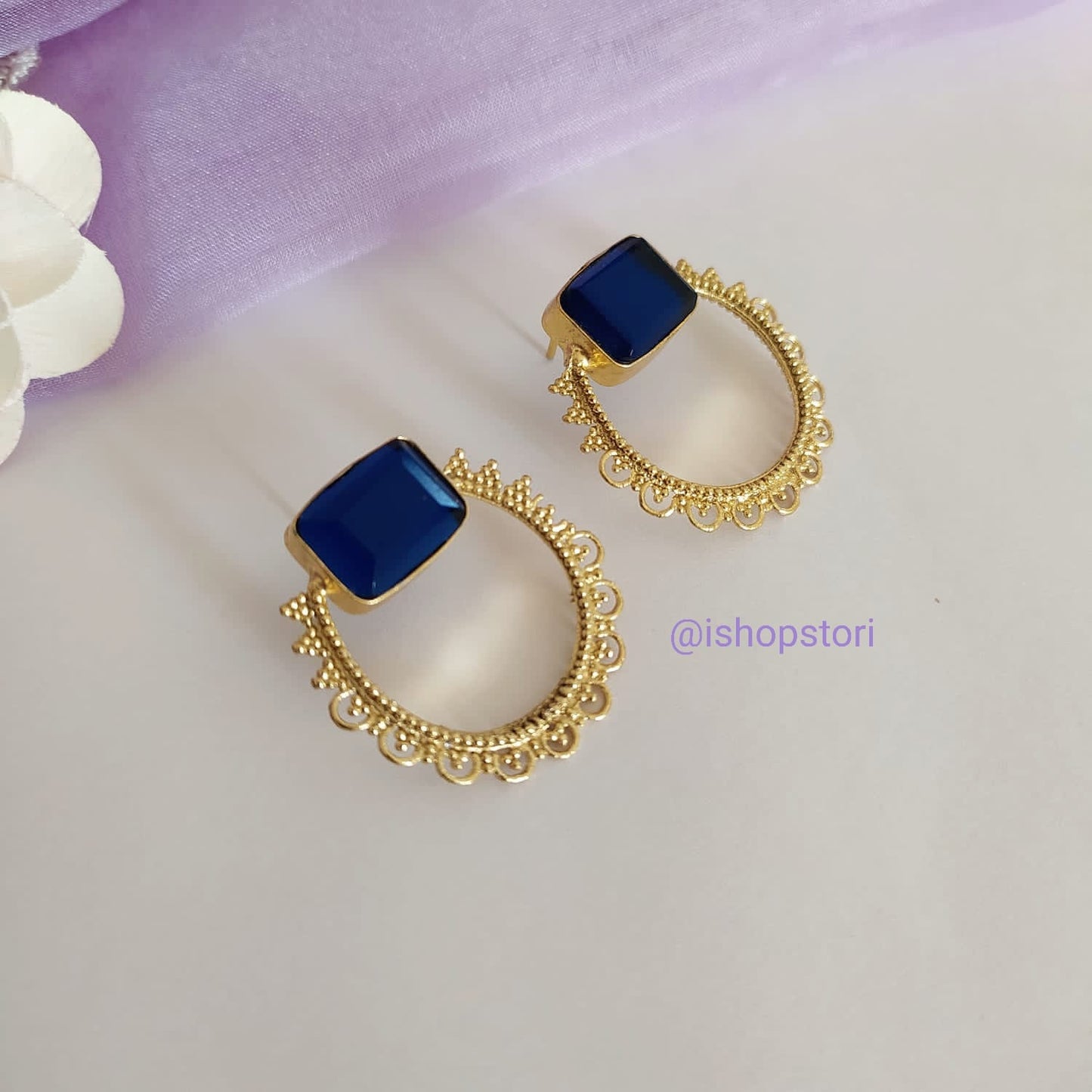 Prati Glossy Stone Round Earrings