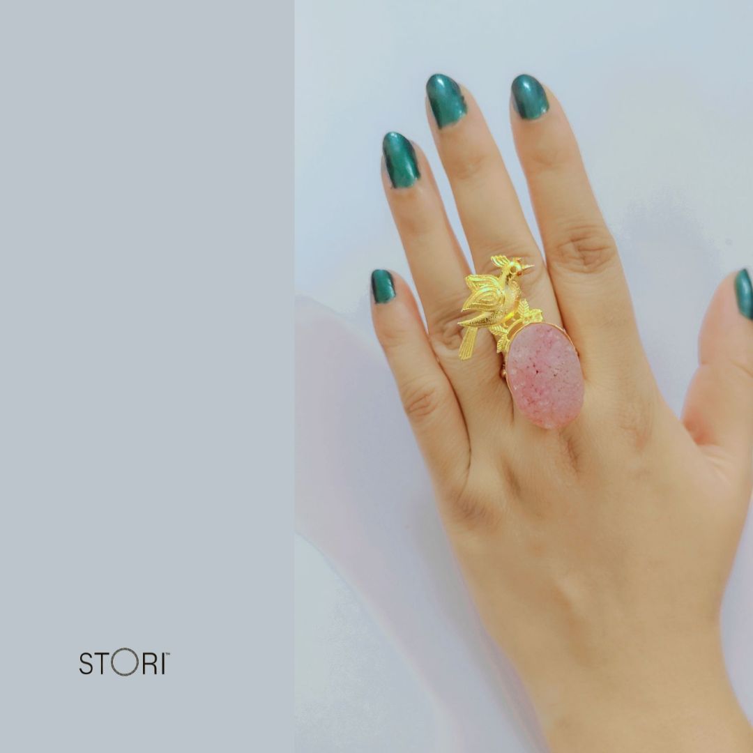 Birdie in Oval Druzzy Nest Statement Finger Ring