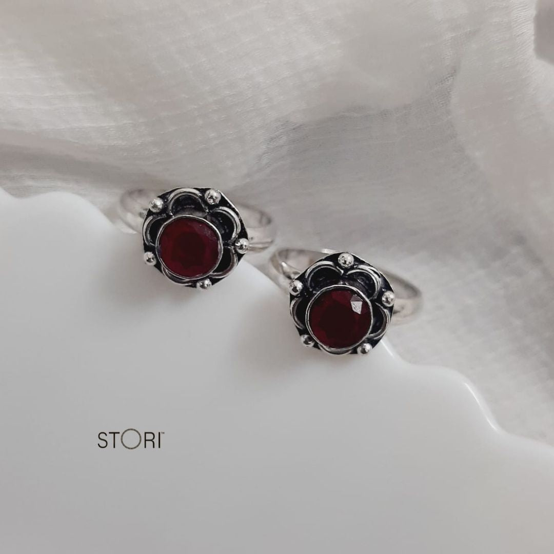 Shop Women's Red Toerings at STORI