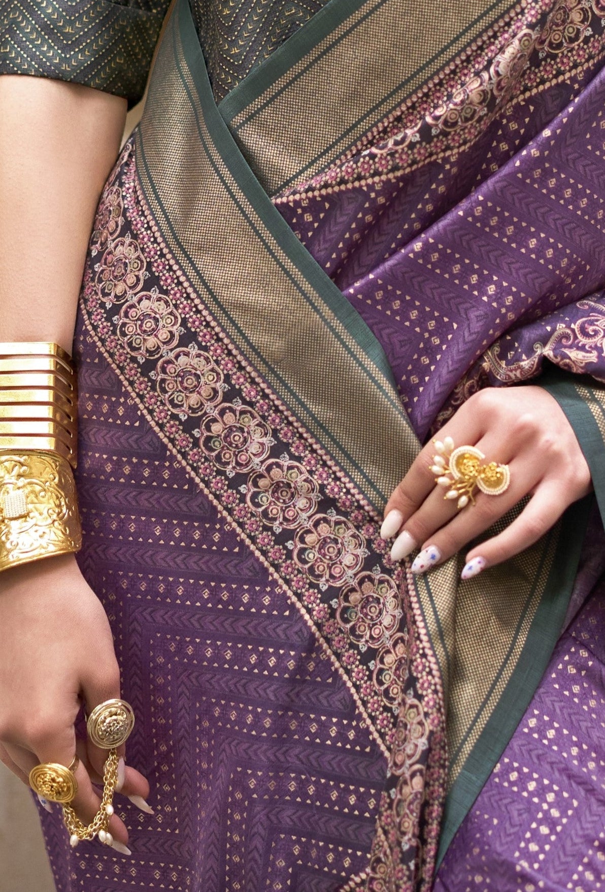 Purple & Grey Silk Saree With Exotic Art Printed Border