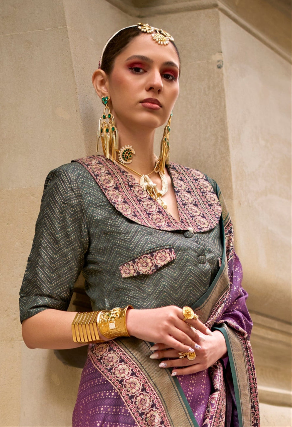 Purple & Grey Silk Saree With Exotic Art Printed Border