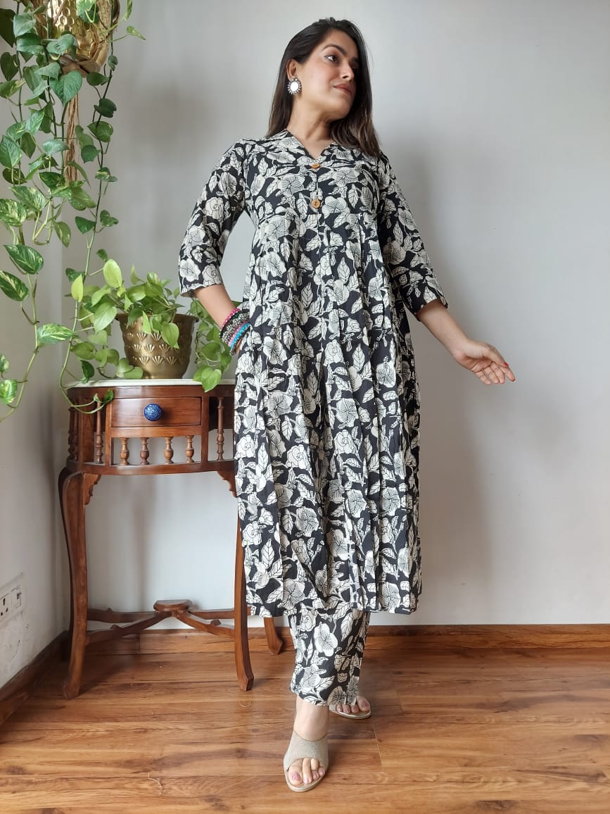 By Black Coord Nyra Cut Cotton Kurti Set
