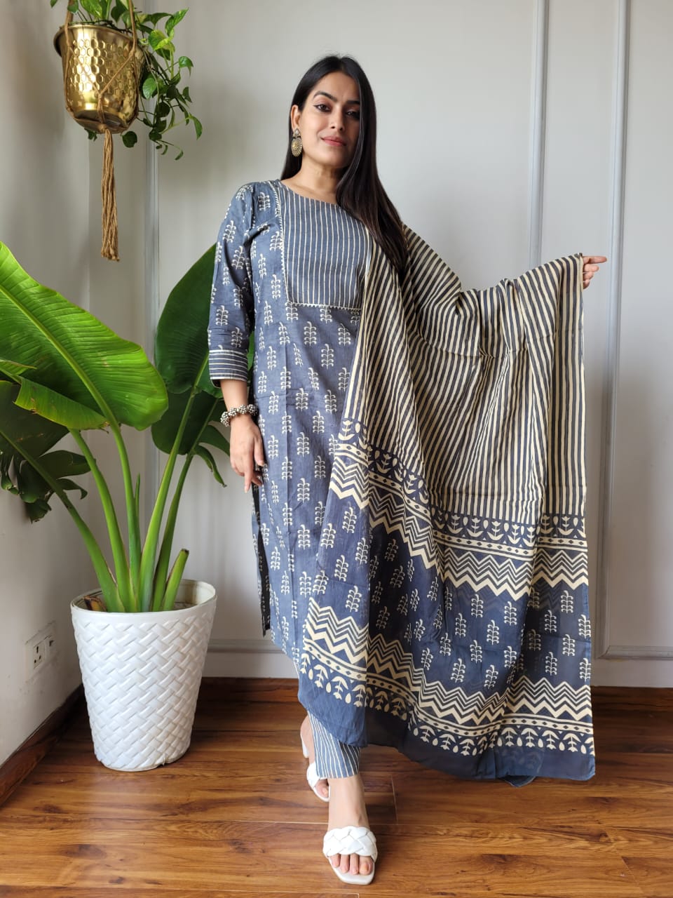 Grey Cotton Printed Straight Suit Set