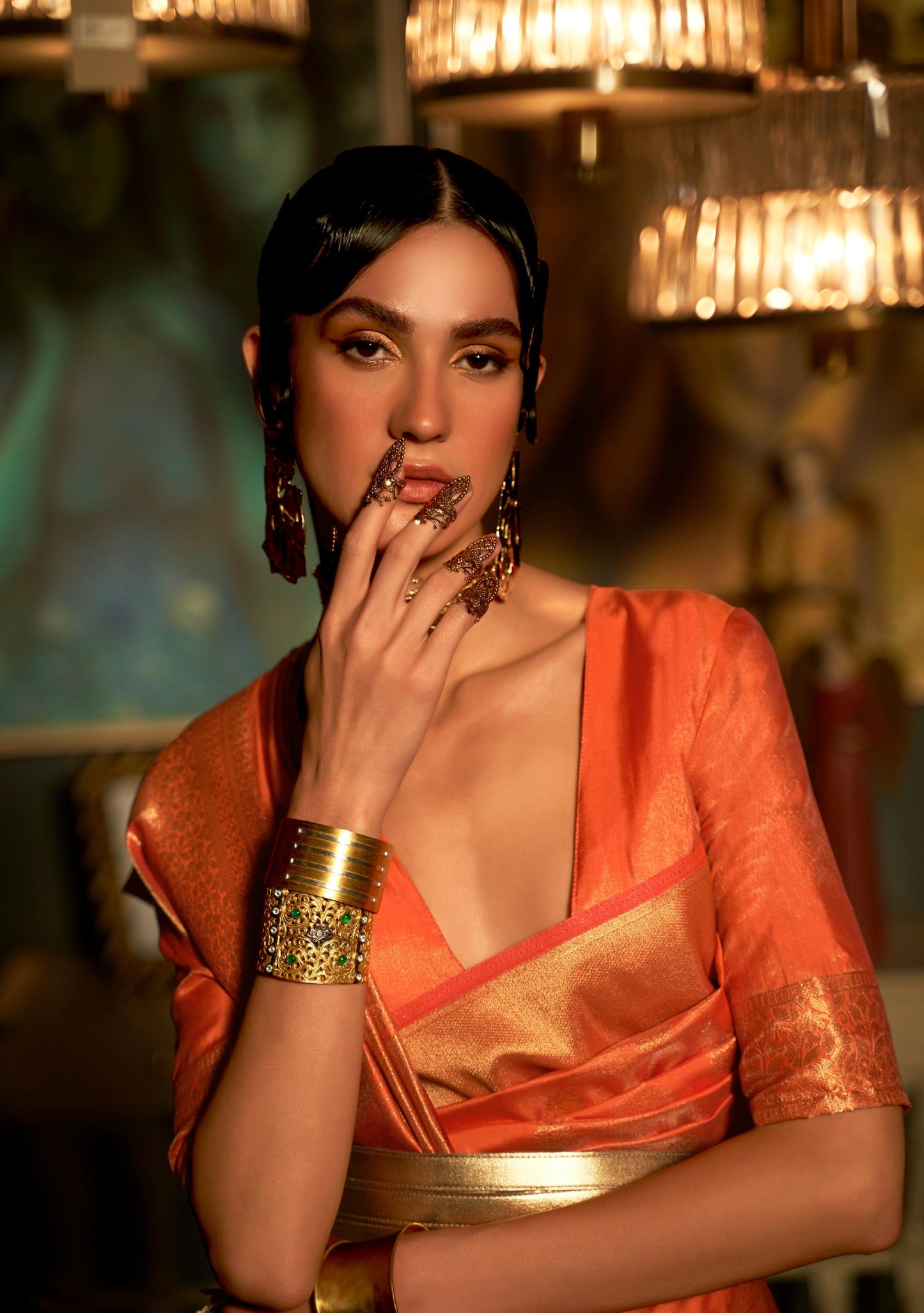 Peach & Orange Dual Shade Handloom Brocade Woven Kanjivaram Silk Saree