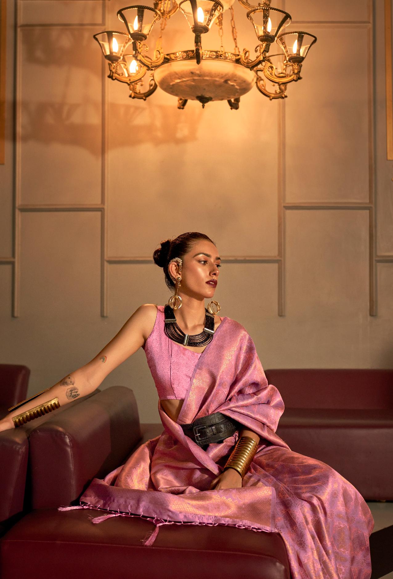 Blush Pink and Purple Dual Shade Handloom Woven Kanjivaram Silk Saree