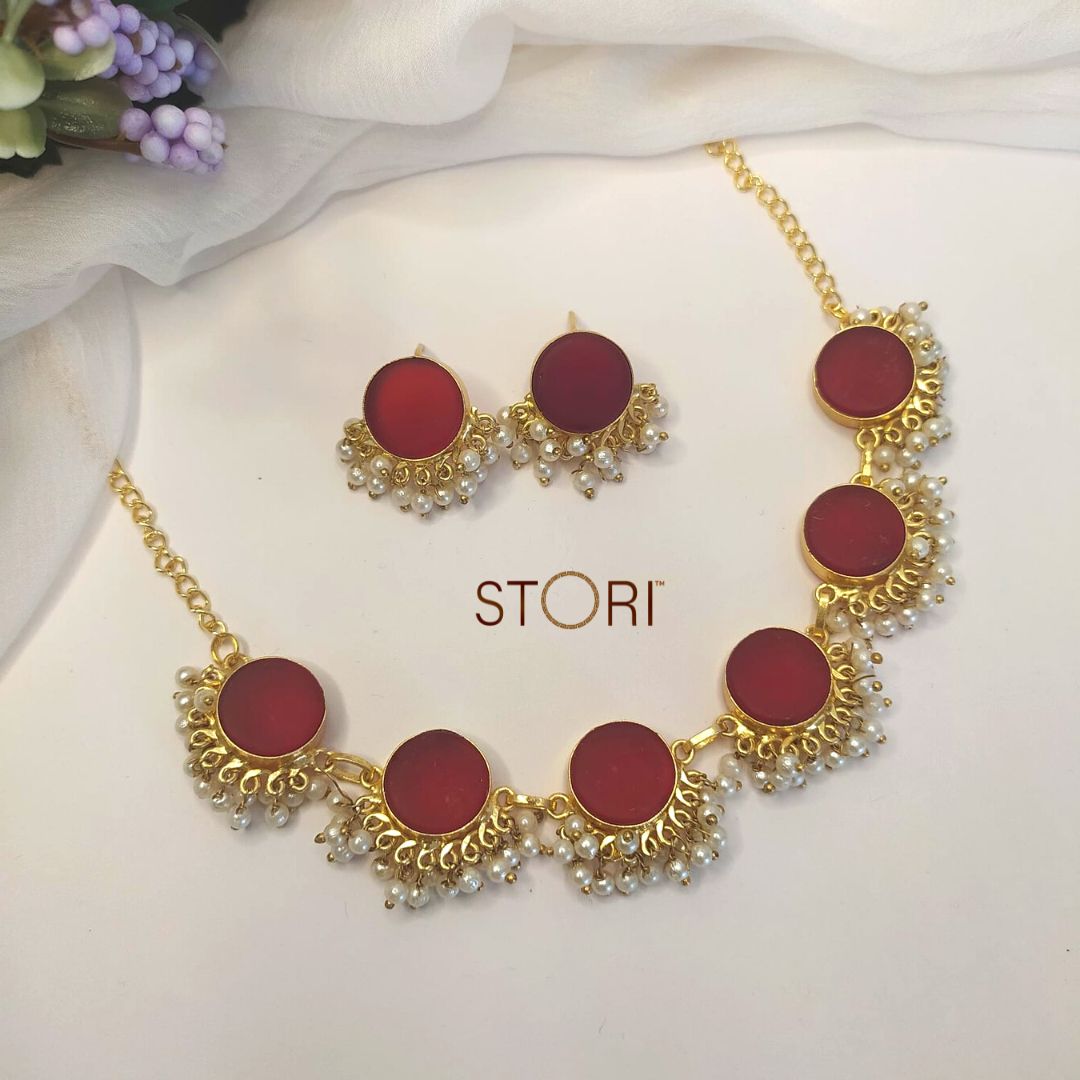 Nandini Stone Necklace Single Color Raw Stones Pearls – STORI