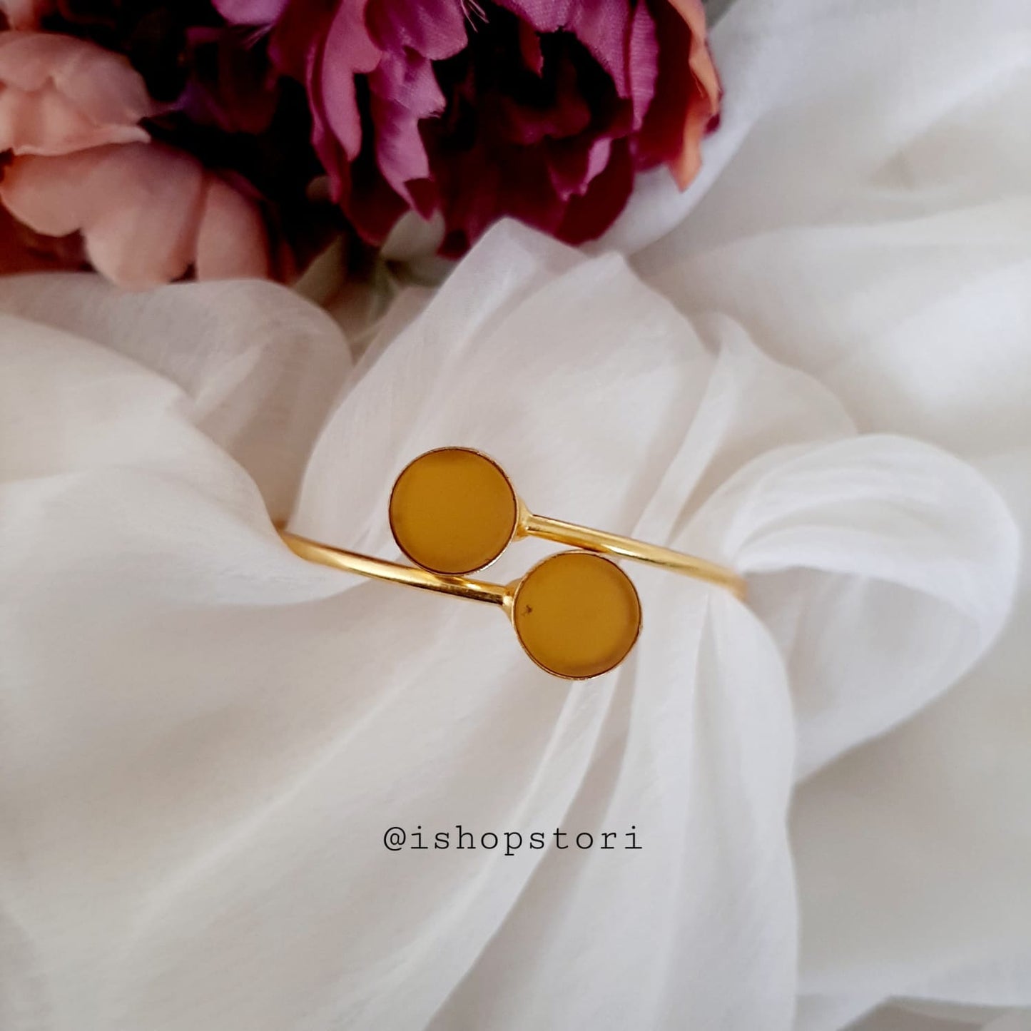A custom bracelet with personalized engravings, perfect for gifting or cherishing memories.