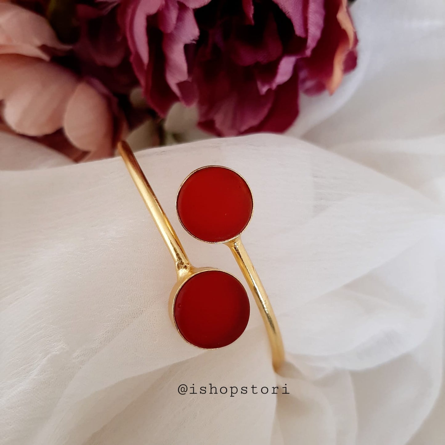 A custom bracelet with personalized engravings, perfect for gifting or cherishing memories.