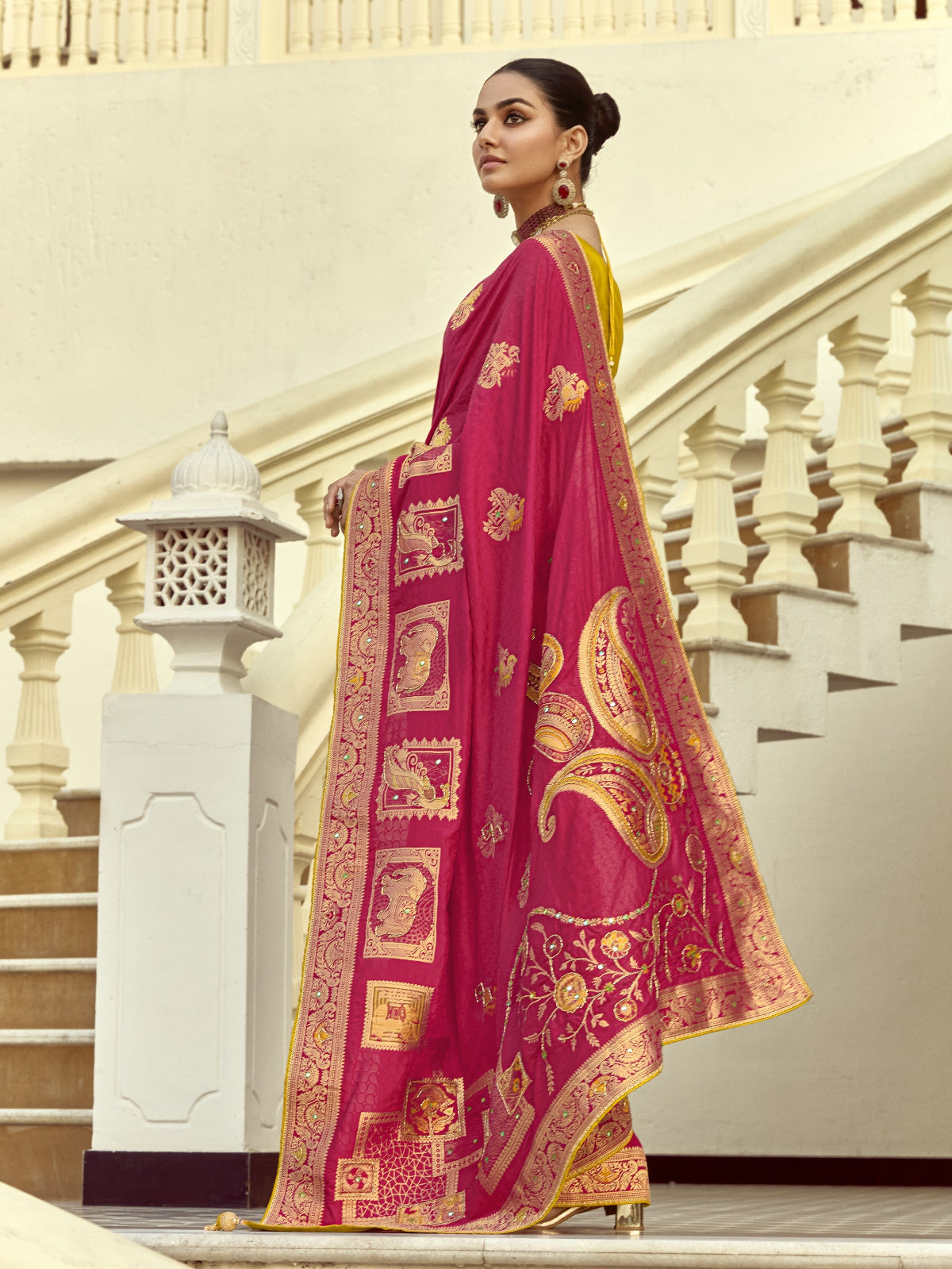 Shop Rani Pink Handloom Silk Saree for Festive Wear at STORI.