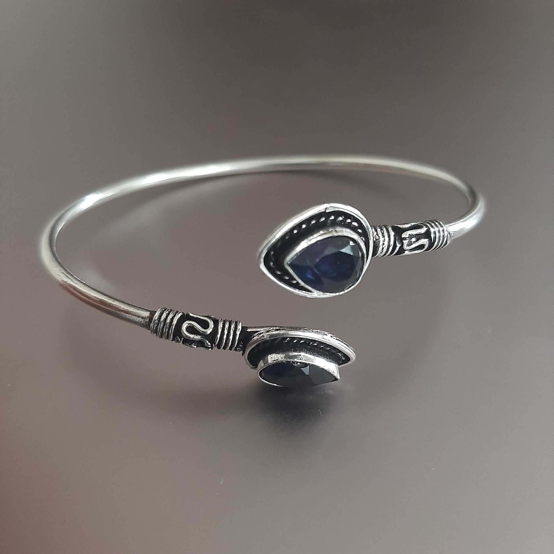 Ranita Dual Tear Drop Shaped Monalisa Stones Oxidised Bracelet