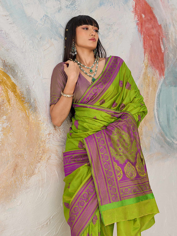 Parrot Green Tanchoi Silk Saree