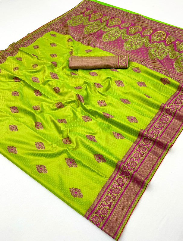 Parrot Green Tanchoi Silk Saree