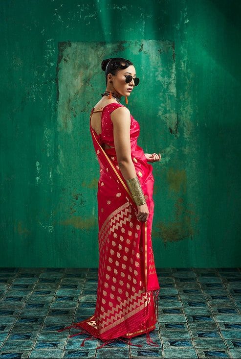STORI Red Handloom Woven Satin Saree