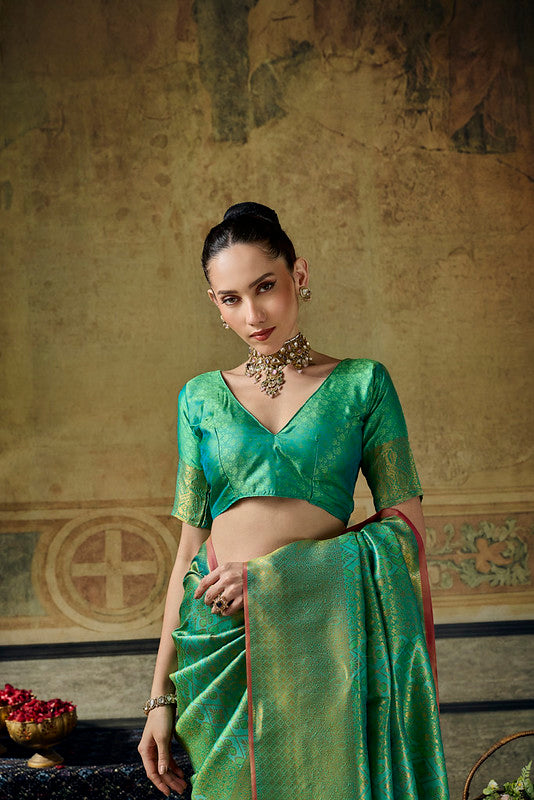  STORI Parrot green Handloom Silk Saree
