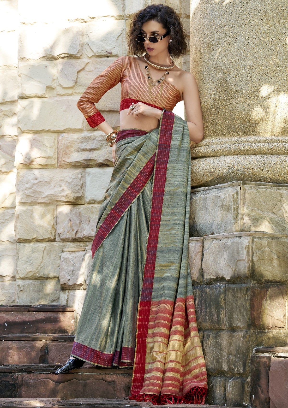 Shop Frosty Green Handloom Silk Saree Online in India & USA - STORI