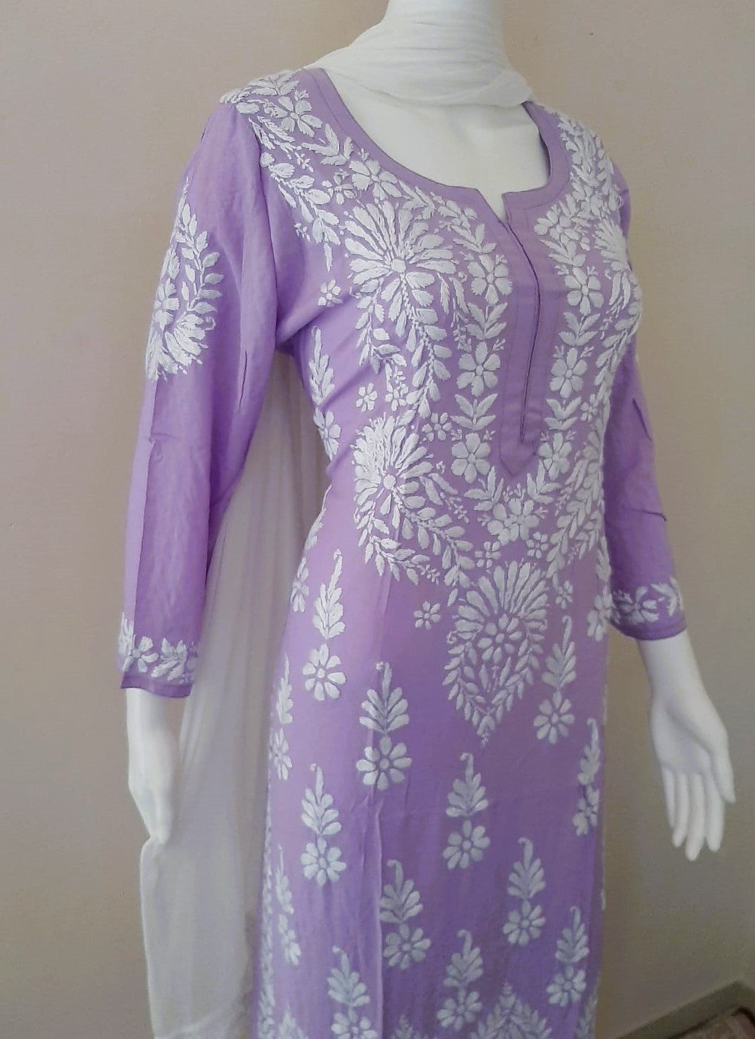 Kaaya Lavendar Modal Chikankari Kurti