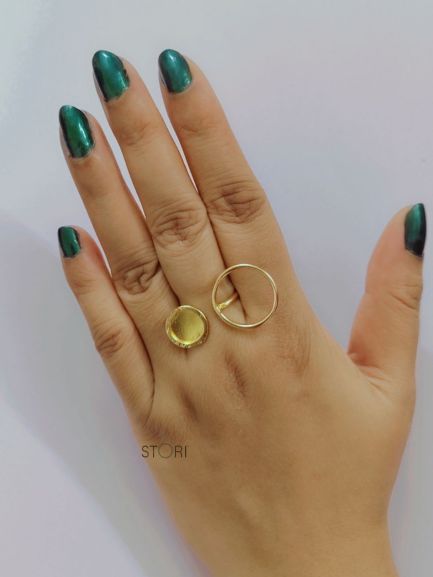 Golden Disc & Loop Statement Ring