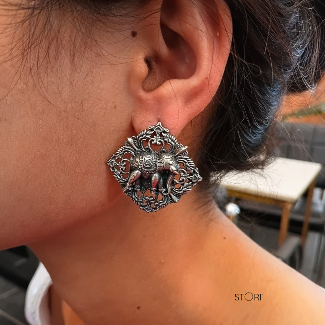 Rhombus Filigree Earrings