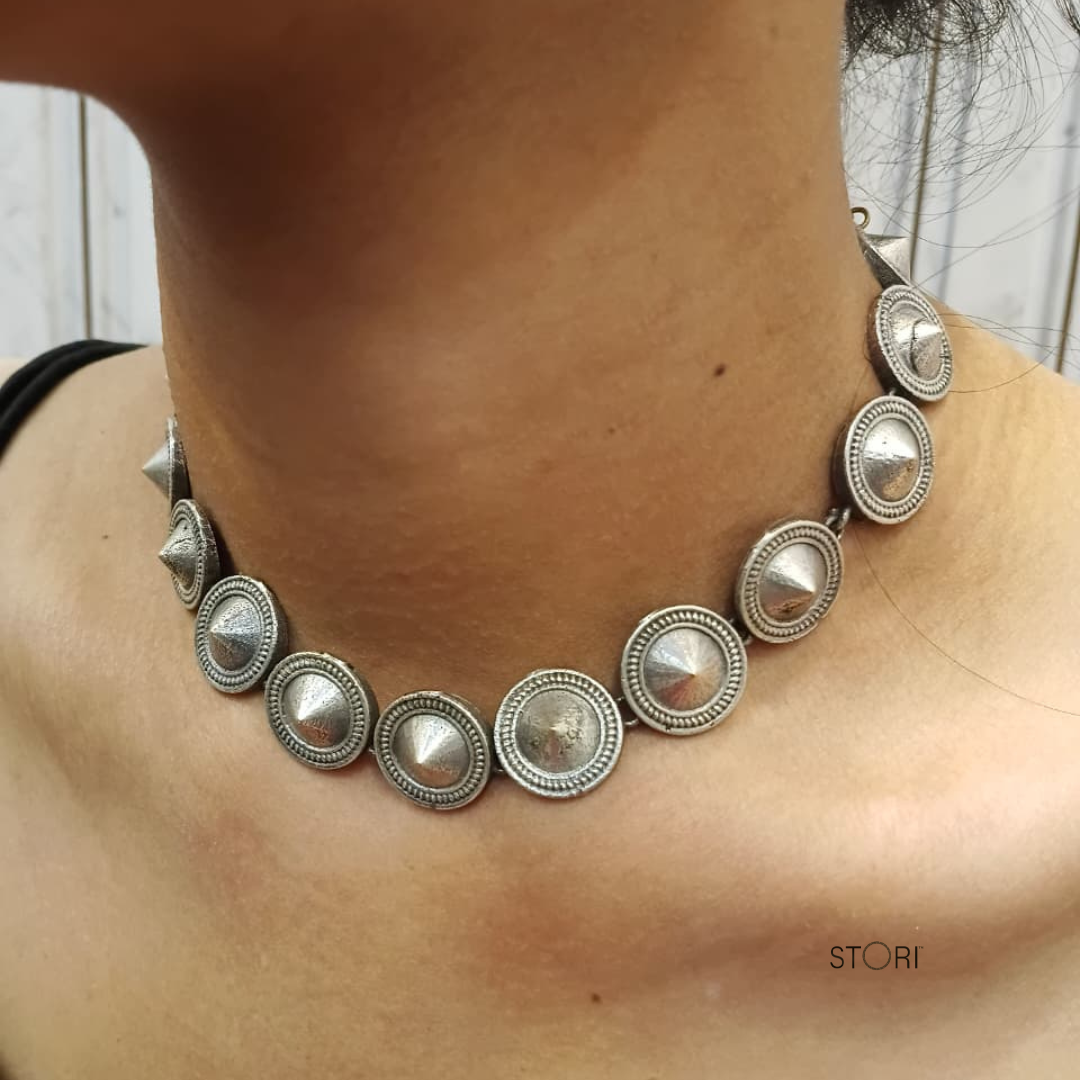 STORI Silver Necklace Set
