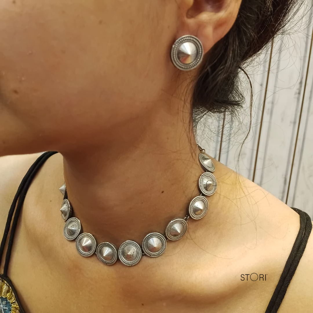 STORI Silver Necklace Set