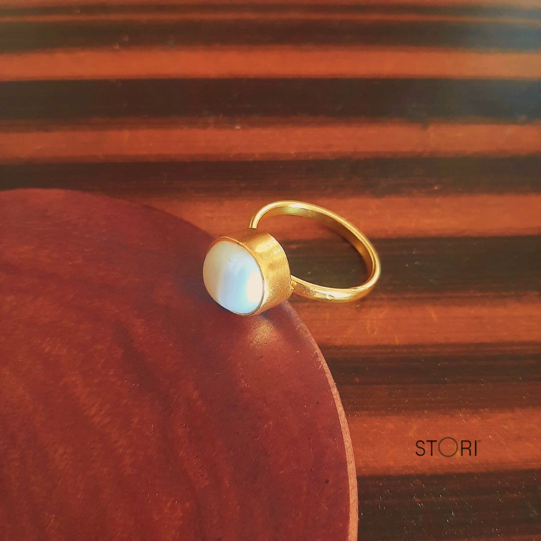 Maahika Freshwater Natural Pearl Finger Ring
