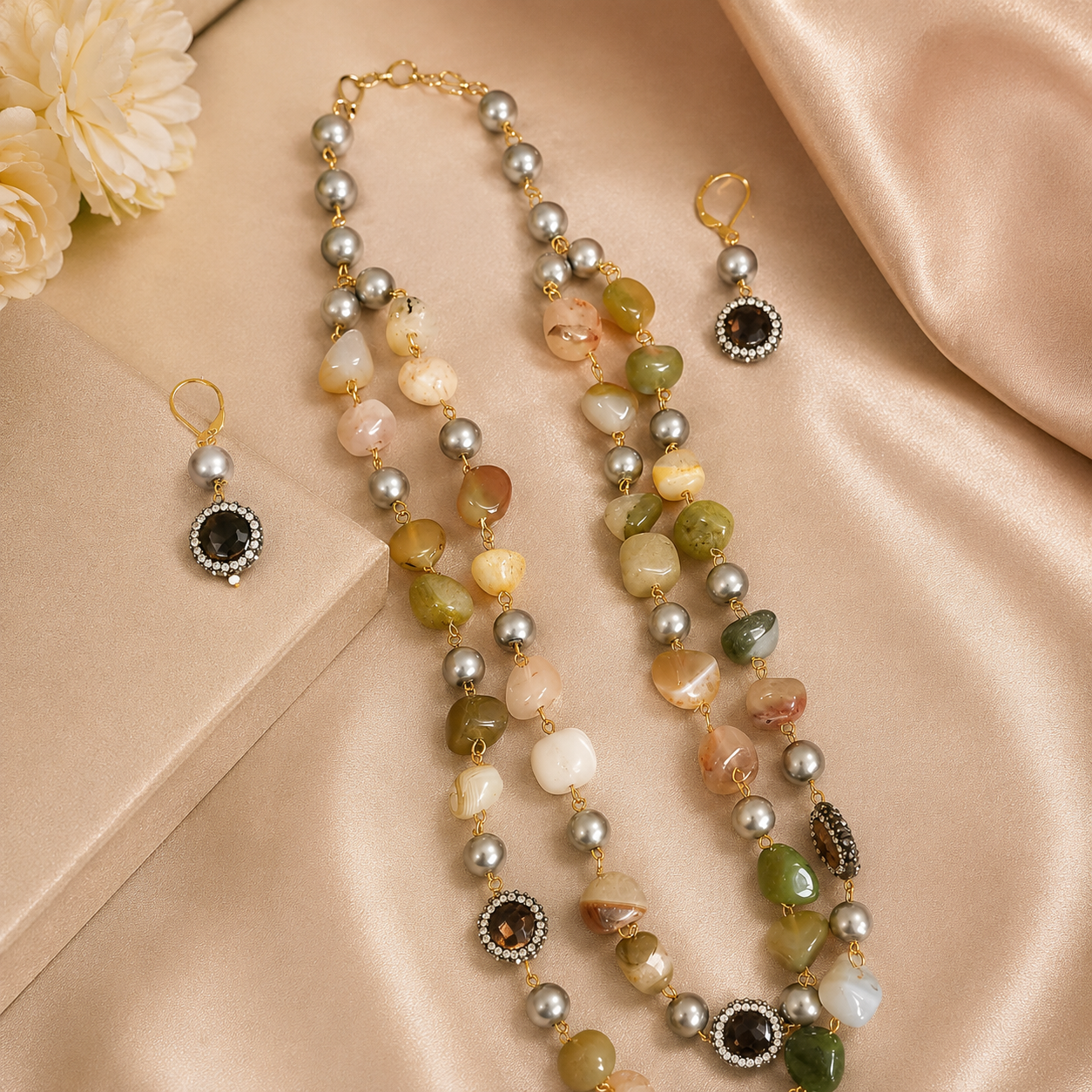 Martha_2_layer_stone_grey_pearl_necklace_with_earring