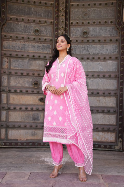 Pink Three Piece Nyra Cut Cotton Straight Kurti Set With Harem Pant and Organza Dupatta