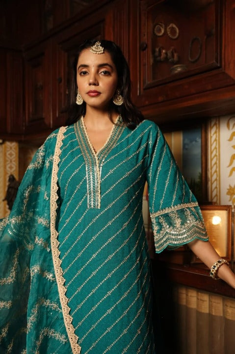 Turquoise Schiffili Side Slit Rayon Kurti-Pant Set With Organza Dupatta